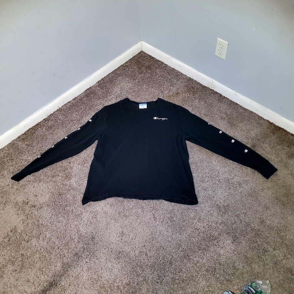 Black champion sweatshirt